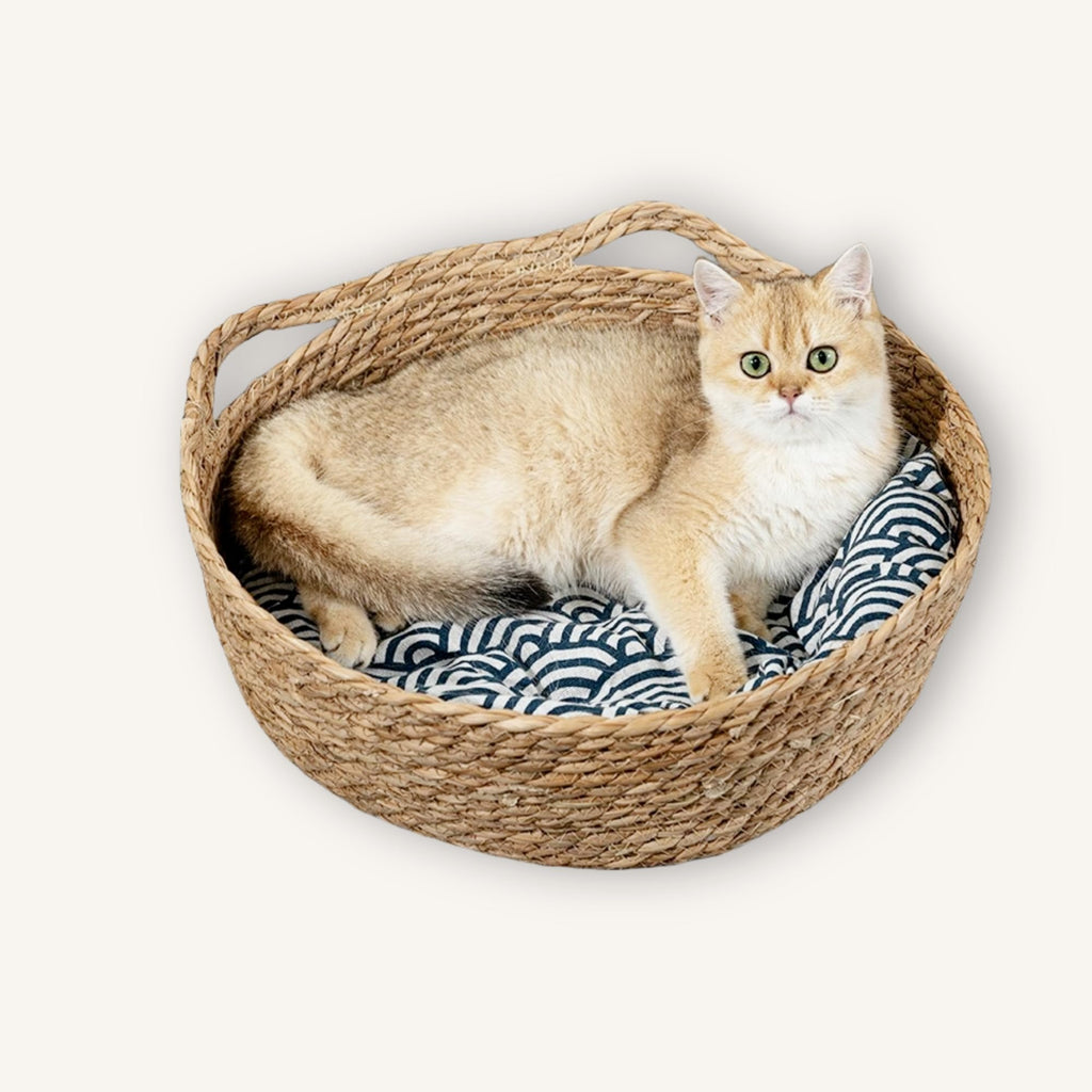 Natural Straw Cat Bed - Breathable Woven Nest for Ultimate Cat Comfort